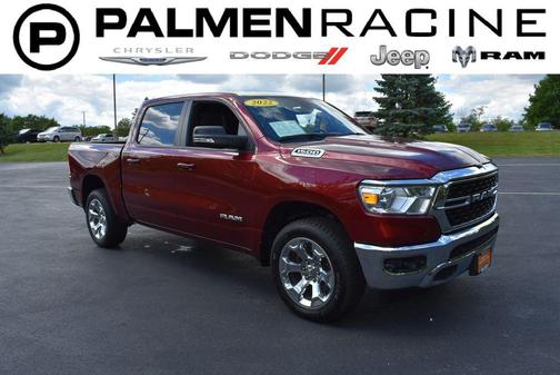 Delmonico Red Pearlcoat 2022 RAM 1500 Big Horn/Lone Star
