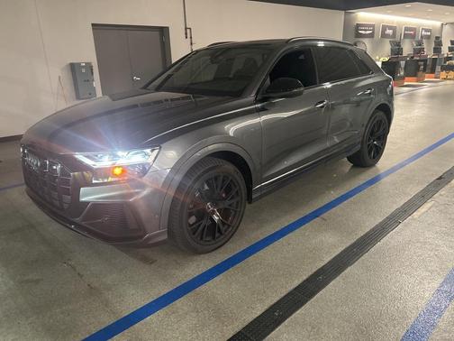 2020 Audi SQ8 4.0T Premium Plus