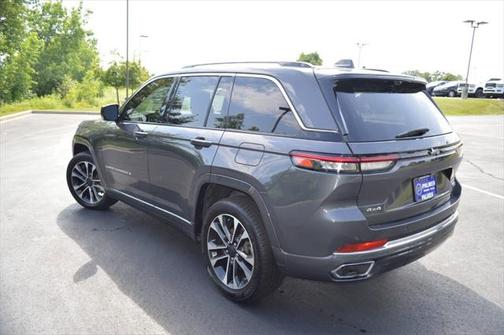 2022 Jeep Grand Cherokee Overland