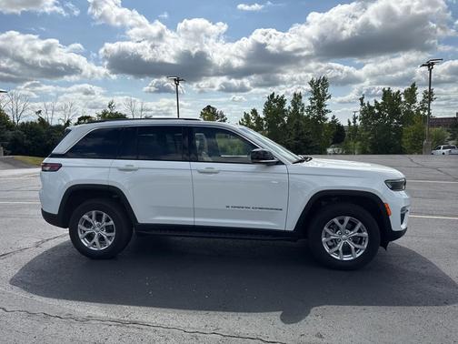 2023 Jeep Grand Cherokee Limited X