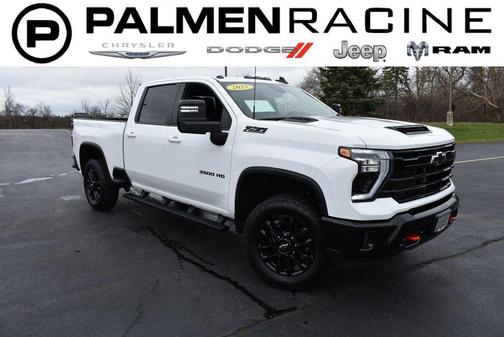 Summit White 2025 Chevrolet Silverado 3500 LT