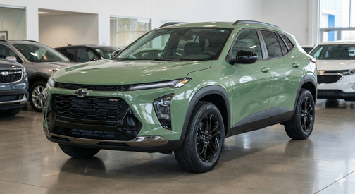 Cacti Green 2026 Chevrolet Trax ACTIV SUV