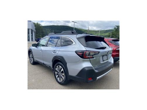 Ice Silver Metallic 2024 Subaru Outback Limited