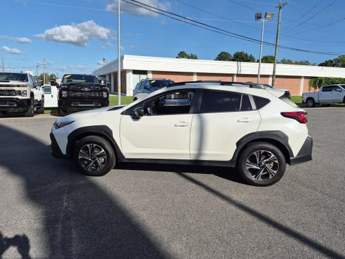 Crystal White Pearl 2024 Subaru Crosstrek Premium