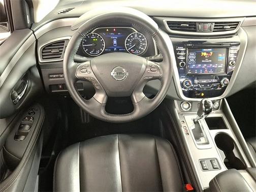 2022 Nissan Murano SV