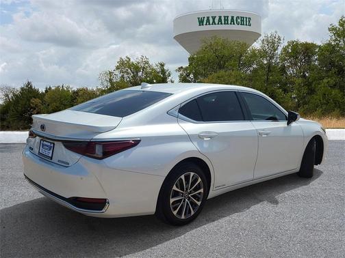 2022 Lexus ES 300h 300H