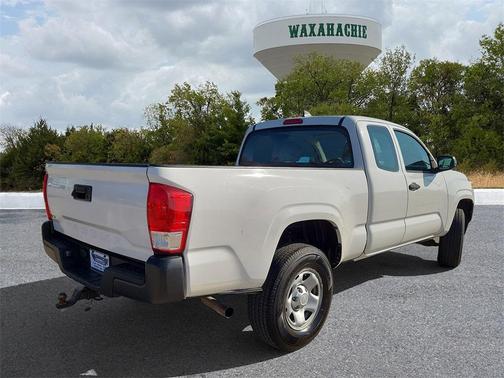 2016 Toyota Tacoma SR
