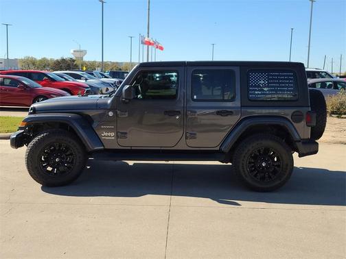 2022 Jeep Wrangler Unlimited Sahara