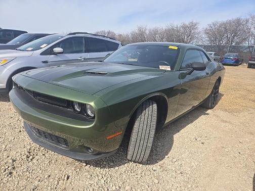 2022 Dodge Challenger SXT
