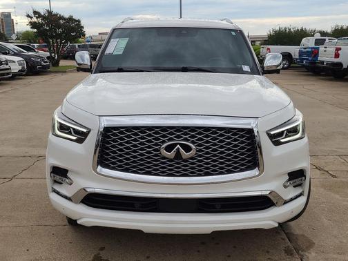 Moonstone White 2023 INFINITI QX80 SENSORY