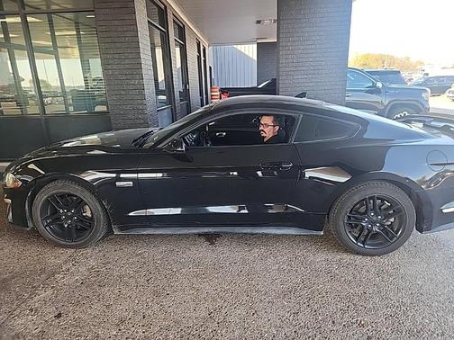 2020 Ford Mustang EcoBoost