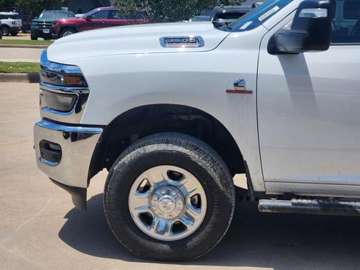 Bright White Clearcoat 2026 RAM 3500 Tradesman