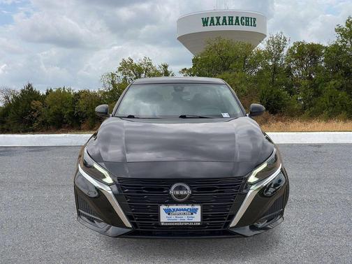 Super Black Clearcoat 2025 Nissan Altima SV