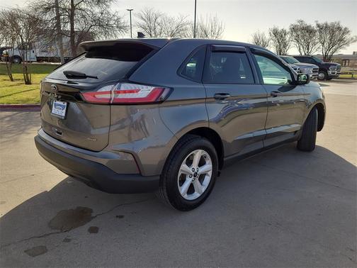 2023 Ford Edge SE