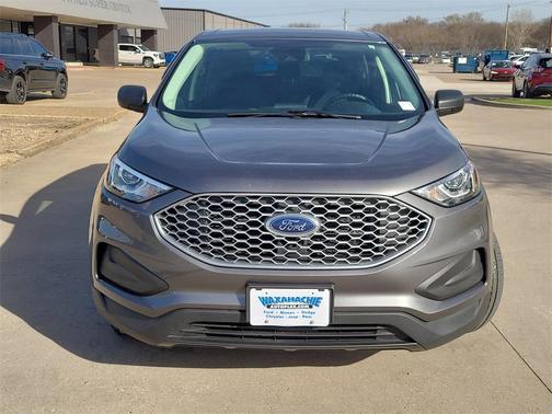 2023 Ford Edge SE