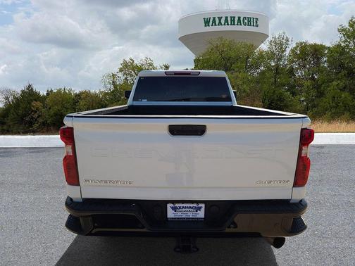 2024 Chevrolet Silverado 2500 Custom