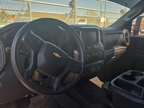 2024 Chevrolet Silverado 2500 Custom