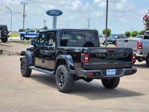 2025 Jeep Gladiator Sport