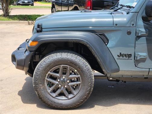 2025 Jeep Wrangler Sport RHD