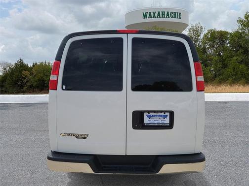 2020 Chevrolet Express 3500 LT