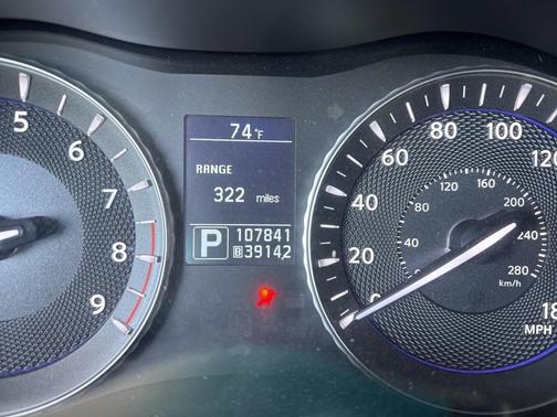 2012 INFINITI M37x Base