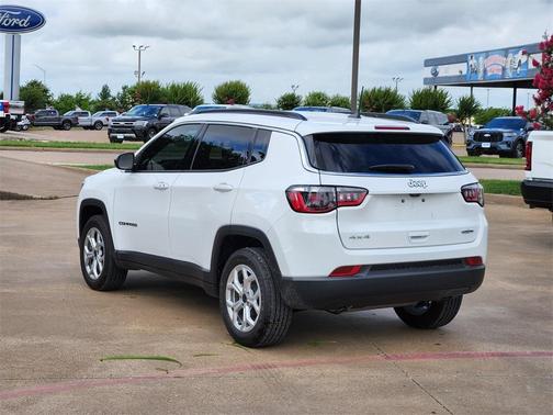 2025 Jeep Compass Latitude