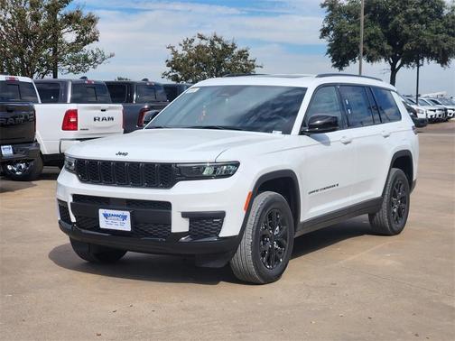 2025 Jeep Grand Cherokee L Laredo