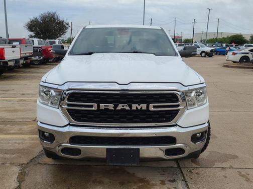 Bright White Clearcoat 2023 RAM 1500 Big Horn
