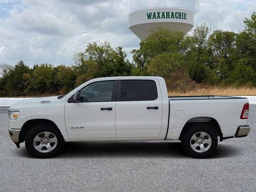 Bright White Clearcoat 2023 RAM 1500 Big Horn