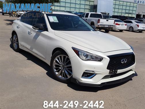 2022 INFINITI Q50 LUXE