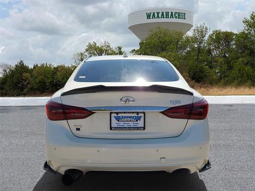2022 INFINITI Q50 LUXE