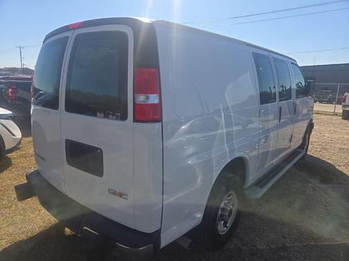 2024 GMC Savana 2500 Work Van