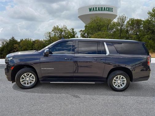 2023 Chevrolet Suburban LS