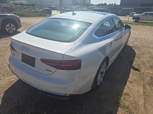 2024 Audi A5 Sportback 45 S line quattro Premium