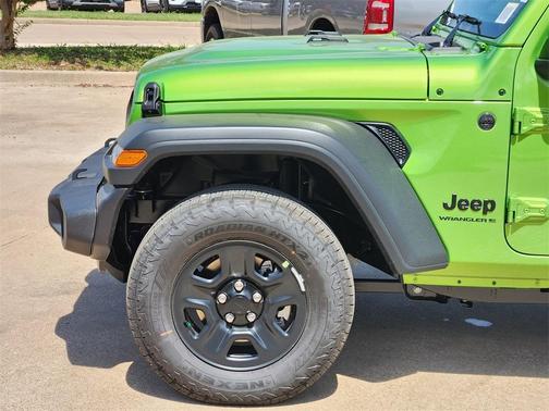 2025 Jeep Wrangler Sport