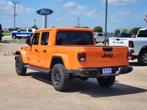 2025 Jeep Gladiator Sport