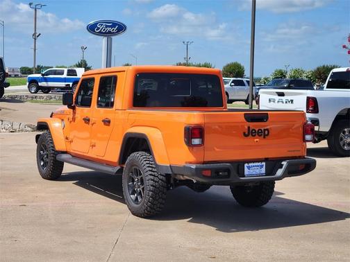 2025 Jeep Gladiator Sport