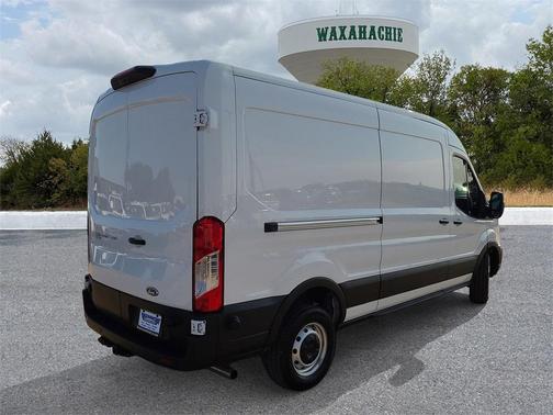 2024 Ford Transit-250 148 WB Medium Roof Cargo