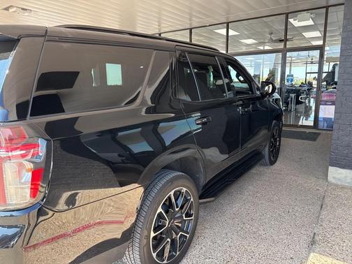 2024 Chevrolet Tahoe RST