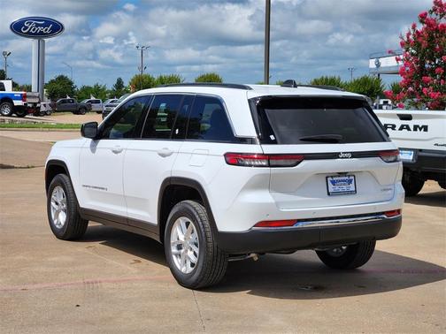 2025 Jeep Grand Cherokee Laredo X