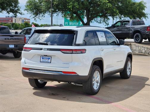2025 Jeep Grand Cherokee Laredo X