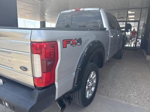 2017 Ford F-250 Platinum