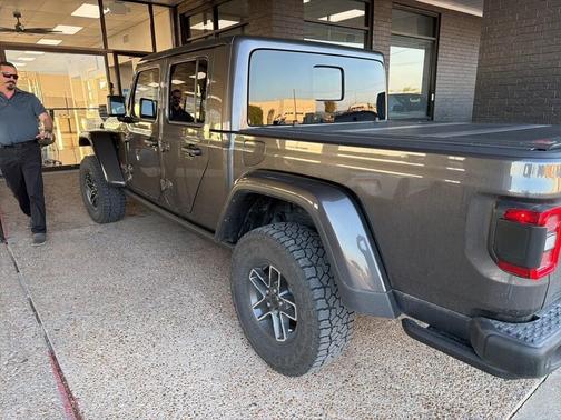2025 Jeep Gladiator Mojave
