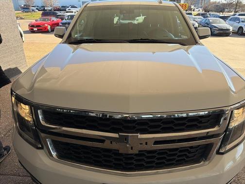 2018 Chevrolet Suburban LT