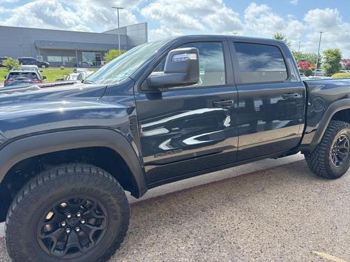 2025 RAM 1500 RHO