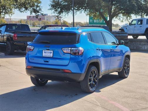 2026 Jeep Compass Latitude