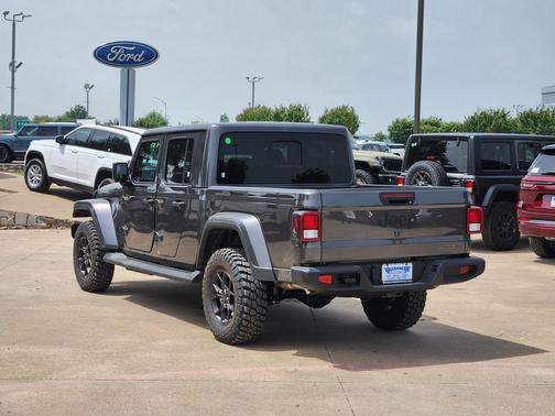 Granite Crystal Clearcoat Metallic 2026 Jeep Gladiator Texas Trail