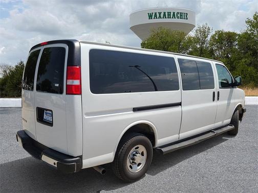2022 Chevrolet Express 3500 LT