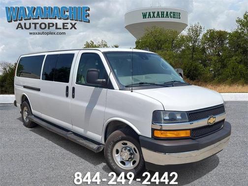 2022 Chevrolet Express 3500 LT