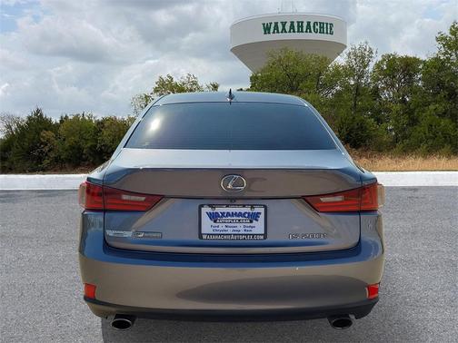 2016 Lexus IS 200t Base